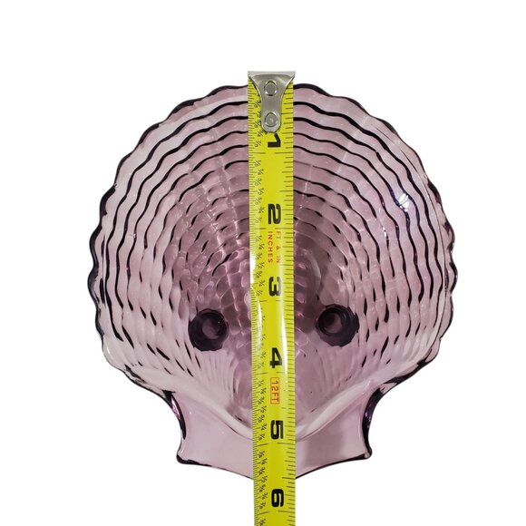 Vintage Viking Amethyst Purple Glass Shell-Shaped Bowl Three Footed Base - Picture 8 of 9